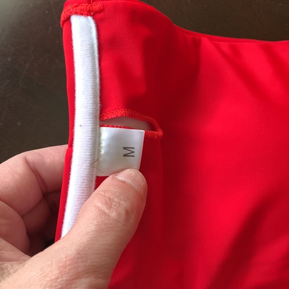 Bathing suite - Picture 4 of 4